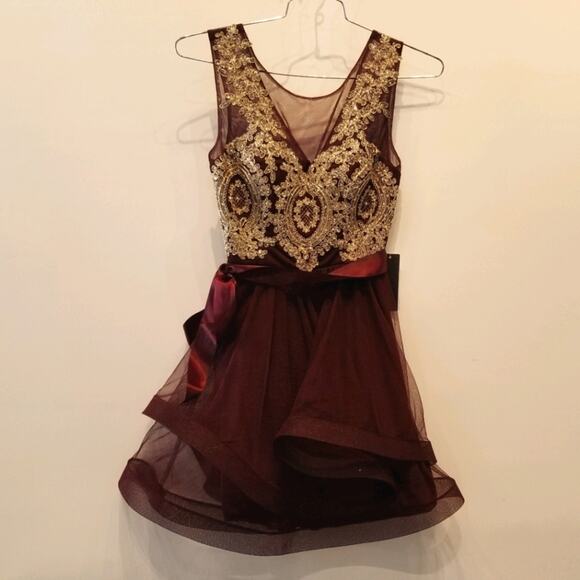 Jodi Kristopher NEW Mini Formal Dress Sleeveless Round Neck Women's Size 3 - Picture 1 of 16